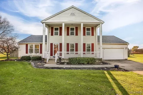 191 South Ln, Grand Island, NY 14072