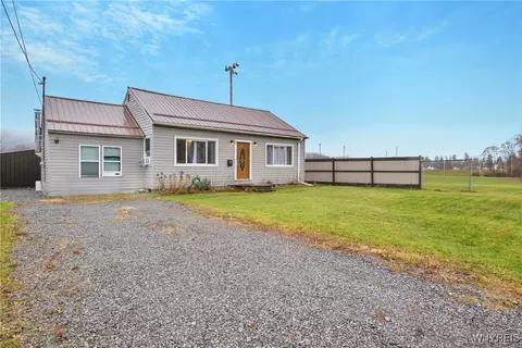 610 Hoop St, Olean, NY 14760 photo 2
