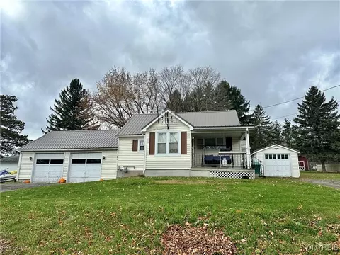 3442 Suckerbrook Rd, Perry, NY 14530