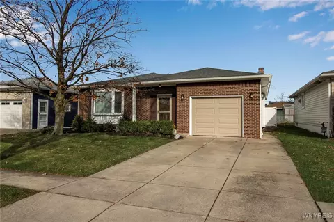 32 E Cherbourg Dr, Cheektowaga, NY 14227