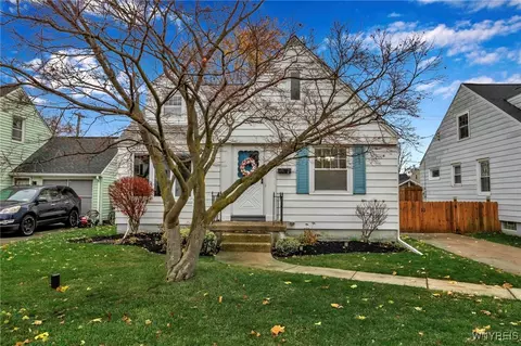 45 Sunnydale Dr, Tonawanda, NY 14150