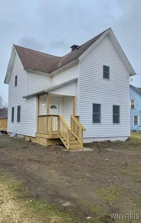 14 2nd Ave, Franklinville, NY 14737