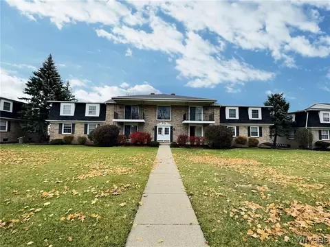 457 Burroughs Dr #B, Amherst, NY 14226