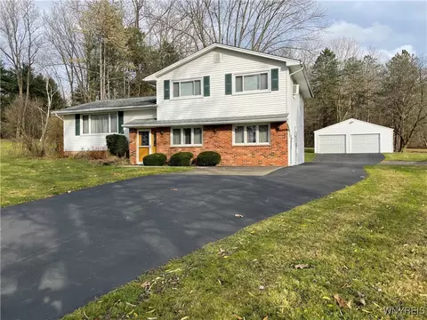 3579 Winchester Dr #S, East Aurora, NY 14052