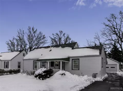 277 Knox Ave, West Seneca, NY 14224