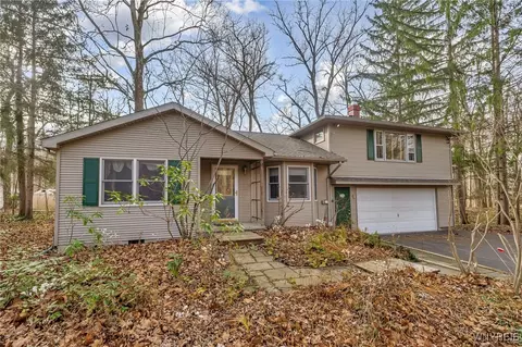 326 Cayuga Creek Rd, Alden, NY 14004