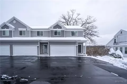 3795 Club Rd #7, Perry, NY 14530