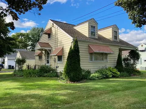 142 15th Ave, North Tonawanda, NY 14120