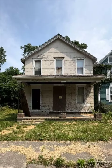 606 Elmwood Ave, Niagara Falls, NY 14301