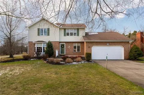 6124 Long St, Clarence Center, NY 14032