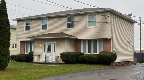 3656 Sowles Rd, Hamburg, NY 14075