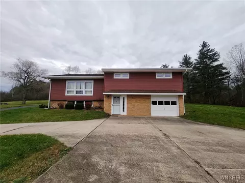 1301 Mount Pleasant Ave, Franklinville, NY 14737
