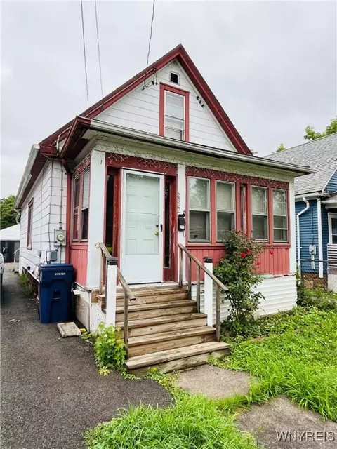 2322 14th St, Niagara Falls, NY 14305