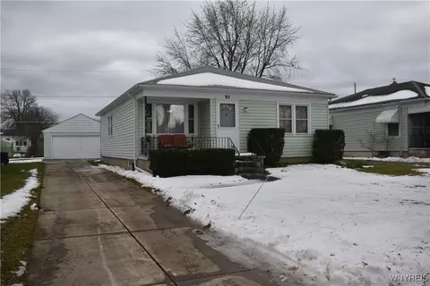 85 Hilton Blvd, Amherst, NY 14226
