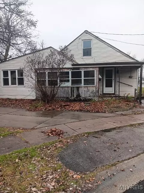 6 Crane Pl #2, Tonawanda, NY 14150