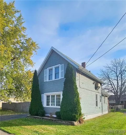 213 Medina St, Cheektowaga, NY 14206