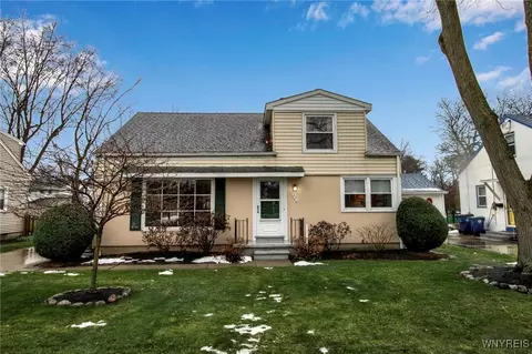 321 Hedstrom Dr, Amherst, NY 14226