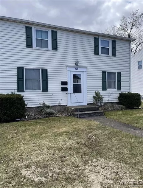142 Kenview Ave, Tonawanda, NY 14217