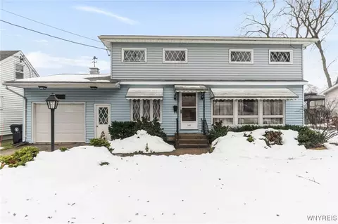 144 4th Ave, Lancaster, NY 14086