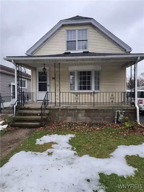 96 Knox Ave, West Seneca, NY 14224