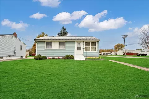 77 S Colby St, Cheektowaga, NY 14206