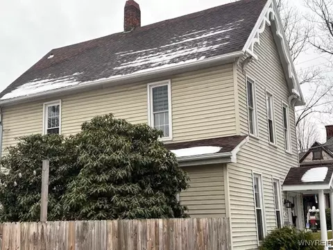 Exterior - 417 W Sullivan St, Olean, NY 14760 photo 3 of 5