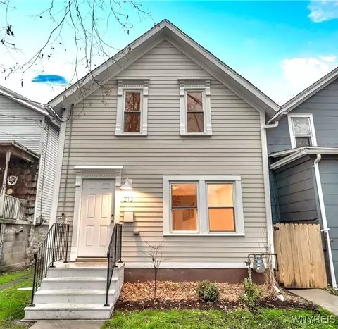 213 Dearborn St, Buffalo, NY 14207