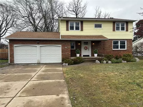 9 Brookdale Dr, Amherst, NY 14221