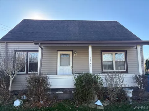3621 Ely Ave, Niagara Falls, NY 14303