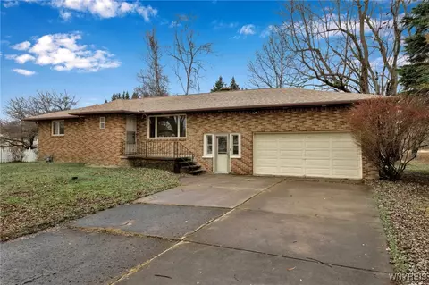 340 Rowley Rd, Depew, NY 14043