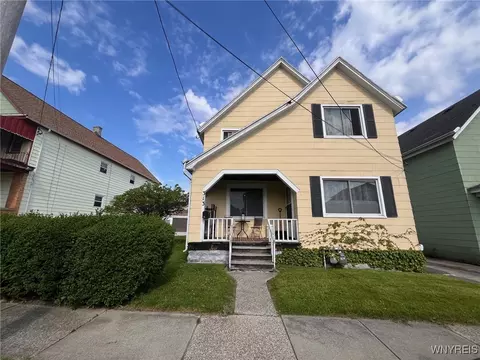 313 Fenton St, Buffalo, NY 14206