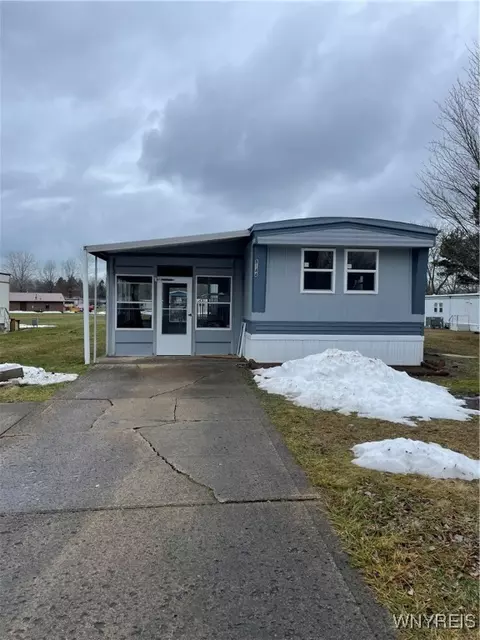 8144 Carrie Pl, Evans, NY 14006