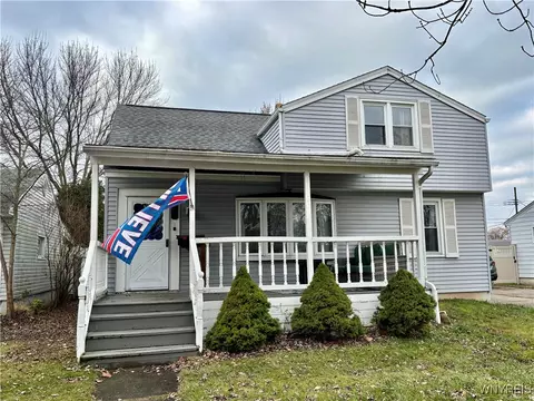 16 Sharon Dr, Tonawanda, NY 14150