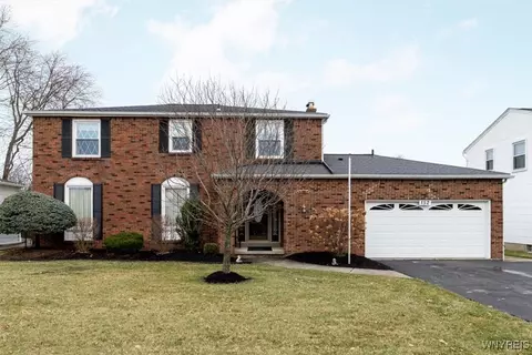 152 Mcnair Rd, Amherst, NY 14221