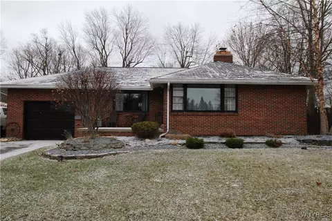 597 Mill Rd, West Seneca, NY 14224