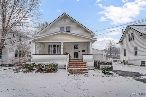 30 Saint John St, Persia, NY 14070