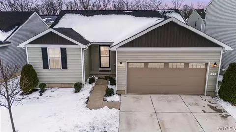59 Allie Ln, Hamburg, NY 14075