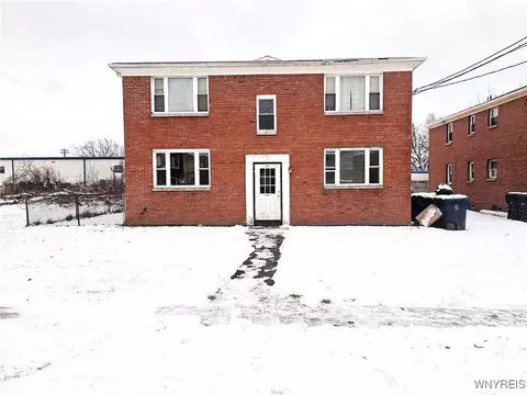 43 Eagan Dr, Lackawanna, NY 14218