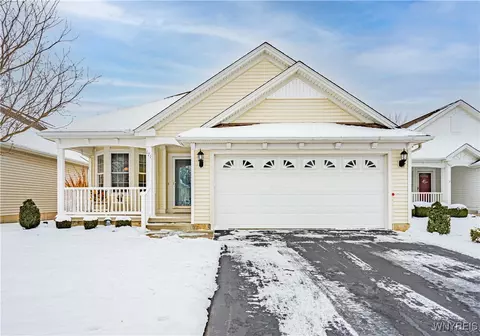 171 Parwood Trl, Depew, NY 14043