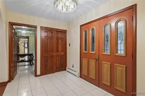 2075 Robert Dr, Niagara, NY 14304 photo 7
