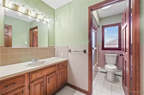 2075 Robert Dr, Niagara, NY 14304 photo 30