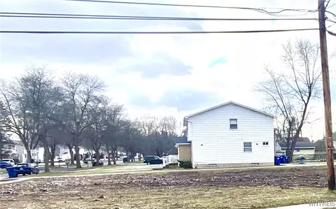 3154 Sweet Home Rd, Amherst, NY 14228