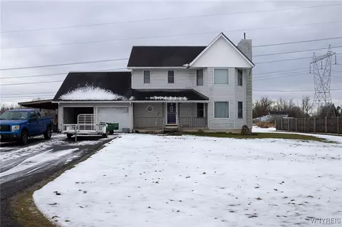 6391 Aiken Rd, Pendleton, NY 14094