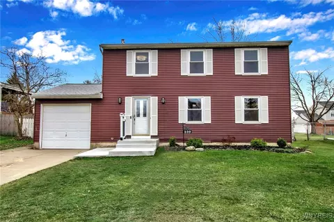 239 Oakbrook Dr, West Seneca, NY 14224