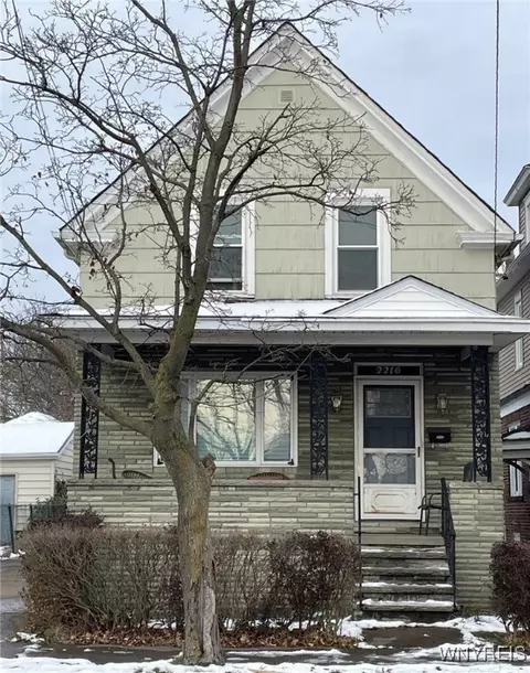 2216 Ferry Ave, Niagara Falls, NY 14301