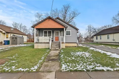 95 Fox St, Buffalo, NY 14212