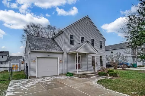 3664 Princeton Rd, Hamburg, NY 14075