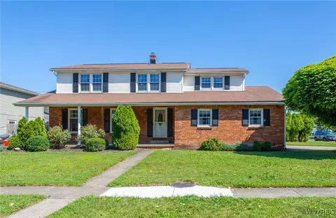 138 S Prince Dr, Depew, NY 14043