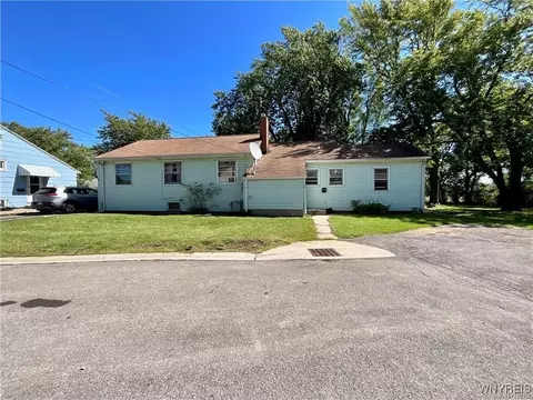 3 Rockleigh Dr #1, Cheektowaga, NY 14225
