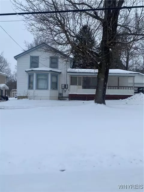 28 E Main St, Gainesville, NY 14066